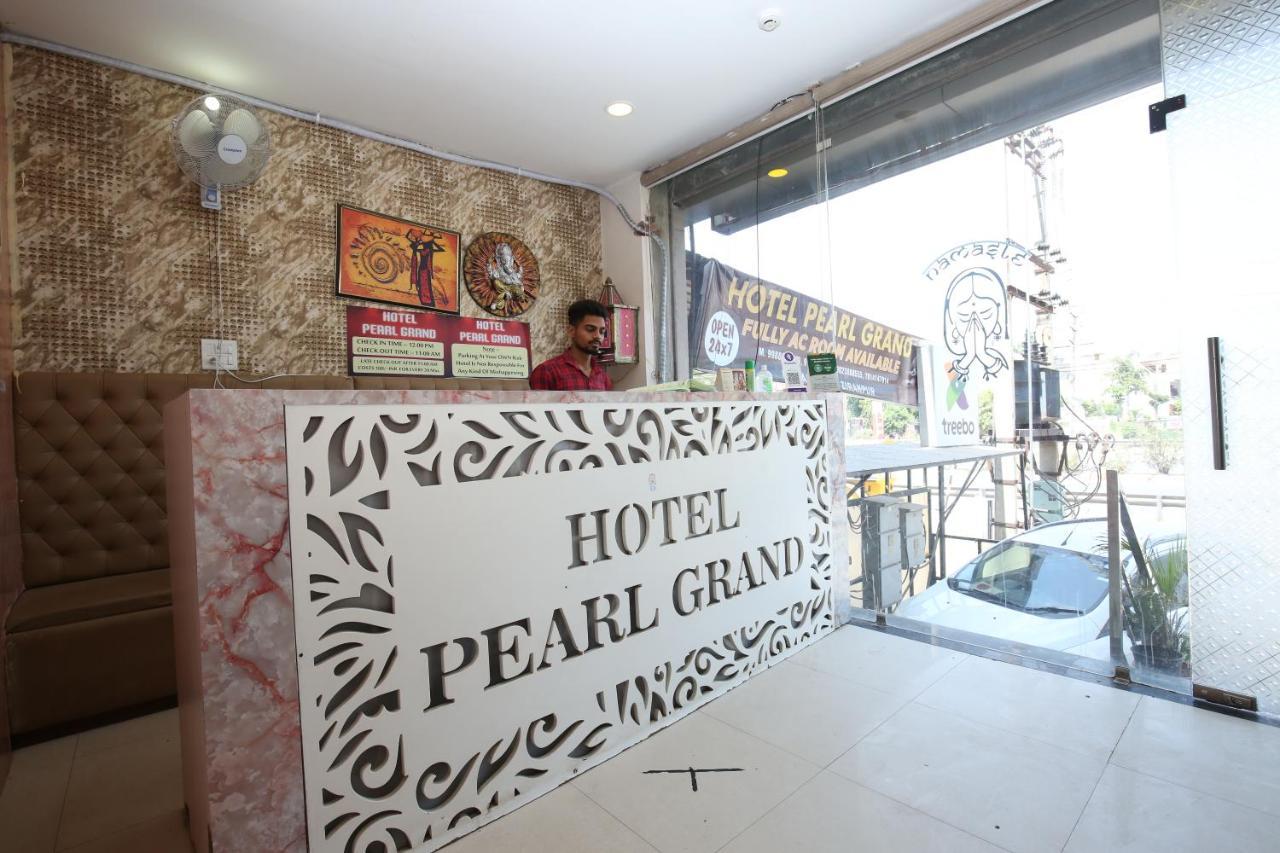 Hotel Pearl Grand & Banquet Zirakpur Exterior foto